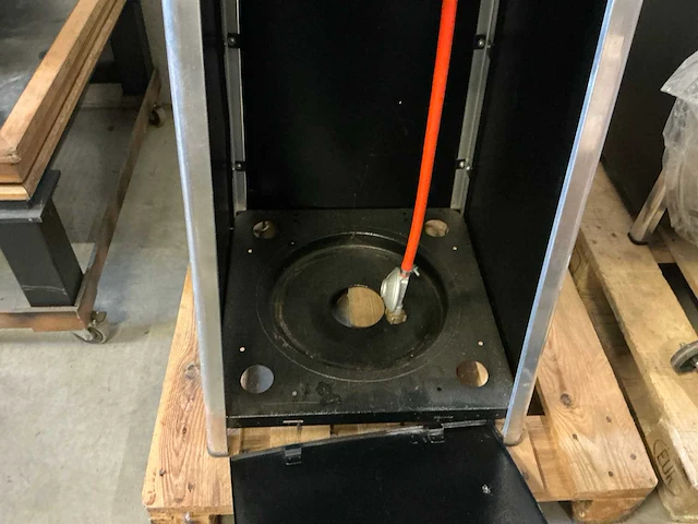 Hendi pyramide heater - afbeelding 6 van  7