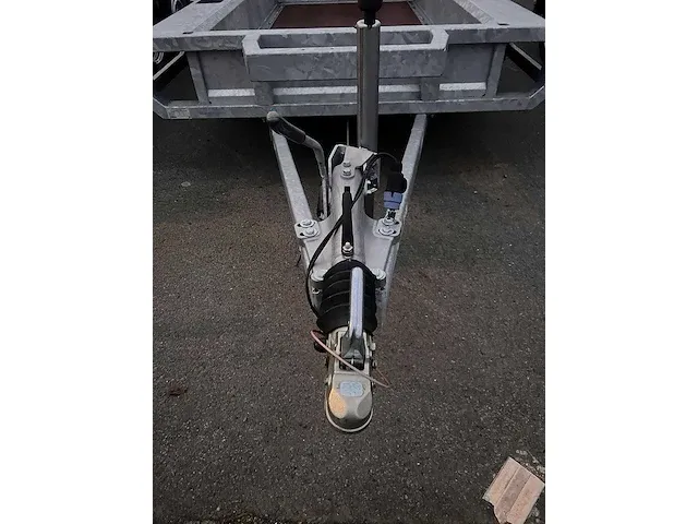 Henra machine trailer - afbeelding 5 van  7