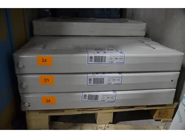 Henrad standard paneelradiator - afbeelding 1 van  2