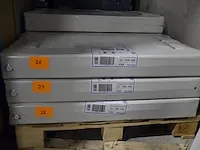 Henrad standard paneelradiator - afbeelding 1 van  2