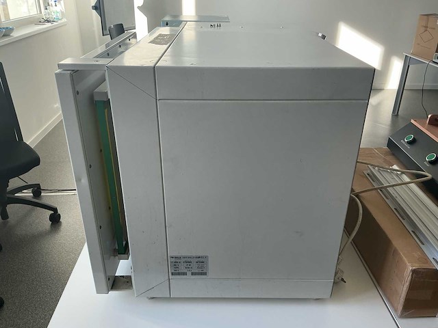 Heraeus instruments vt 606 m vacuümoven - afbeelding 4 van  6