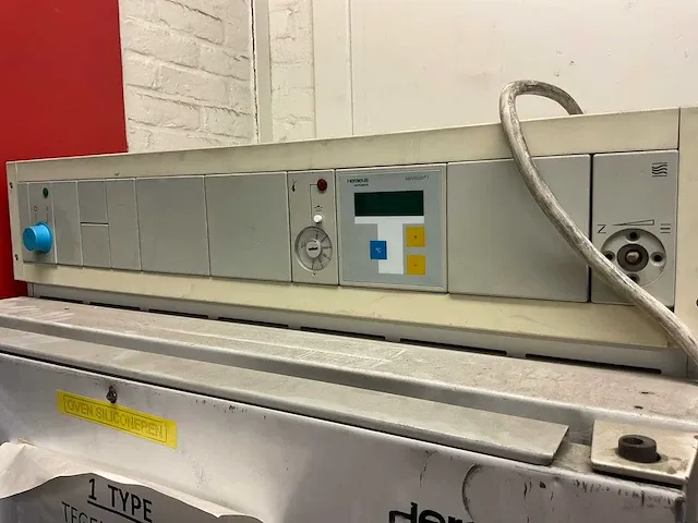 Heraeus ut 6420 mobiele droogoven - afbeelding 3 van  5