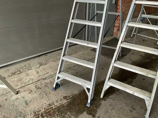 Hercules aluminium trapladder - afbeelding 2 van  5