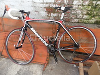 Heren racefiets bianchi infinito - afbeelding 1 van  7