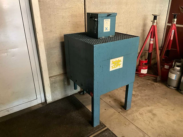 Herkules lift - oil filter crusher - afbeelding 3 van  10