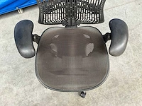Herman miller mirra 2 design bureaustoel - afbeelding 2 van  5