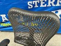 Herman miller mirra 2 design bureaustoel - afbeelding 3 van  5