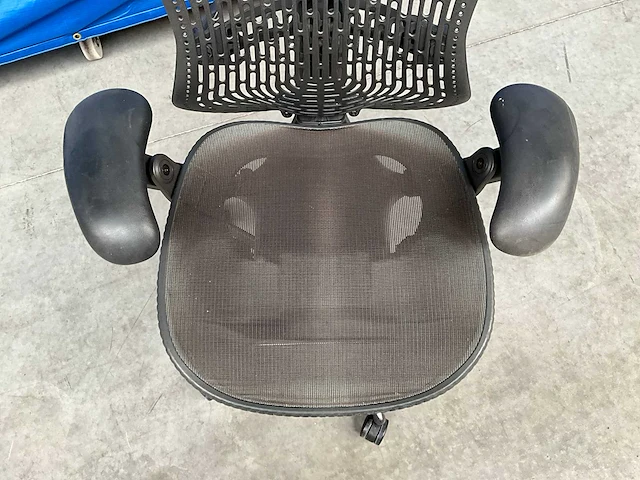 Herman miller mirra 2 design bureaustoel - afbeelding 2 van  5