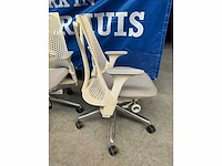 Herman miller sayl design bureaustoelen (2x) - afbeelding 4 van  10