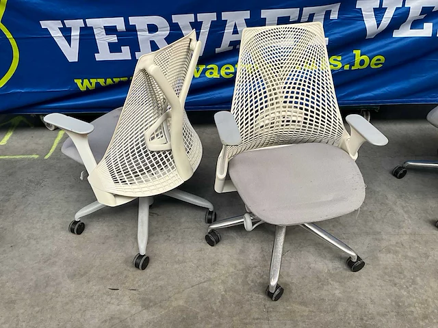 Herman miller sayl design bureaustoelen (2x) - afbeelding 1 van  10