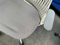 Herman miller sayl design bureaustoelen (2x) - afbeelding 7 van  10