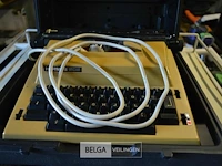 Hermes typmachine in koffer - afbeelding 2 van  4
