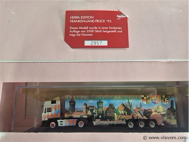 Herpa 2 trucks - afbeelding 2 van  3