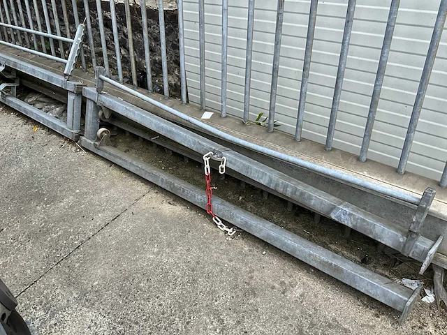 Herras metalen rolpoort - afbeelding 4 van  9