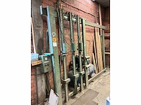 Hess - variant - frame presses - 1985