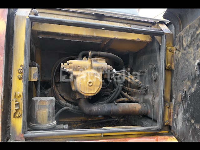 Het kruippakjegraafwerktuig van komatsu pc210lc - afbeelding 21 van  26