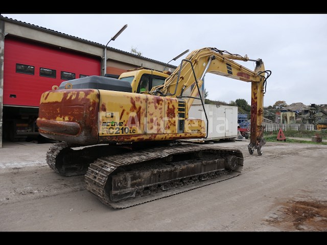 Het kruippakjegraafwerktuig van komatsu pc210lc - afbeelding 2 van  26