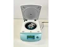 Hettich - 220r - gekoelde centrifuge - afbeelding 1 van  1