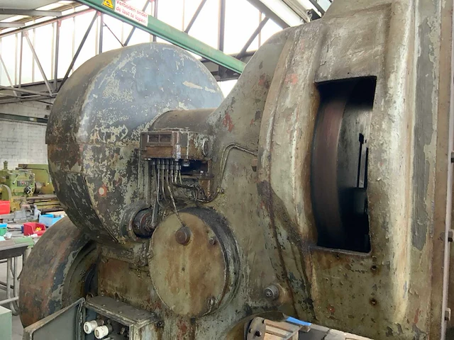 Heymer & pilz verticale steekmachine - afbeelding 11 van  16
