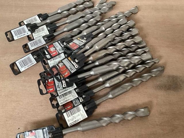Hi-tech betonboor 20 mm sds plus (22x) - afbeelding 1 van  4