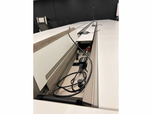 High-end vergadertafel, modulair b565xd170xh74 - wit generfd mdf met alu rand / alu verrijdbaar, opklapbaar - afbeelding 18 van  21