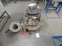 High flow grijswaterpomp merk en model onleesbaar - afbeelding 1 van  6