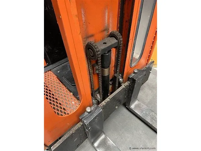 High level order picker - afbeelding 17 van  17
