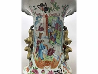 High quality decorated canton porcelain set. palace scenery. famille rose. 19th century. - afbeelding 5 van  77