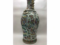 High quality decorated canton porcelain set. palace scenery. famille rose. 19th century. - afbeelding 11 van  77