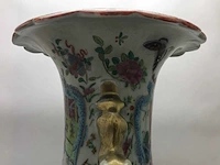 High quality decorated canton porcelain set. palace scenery. famille rose. 19th century. - afbeelding 20 van  77