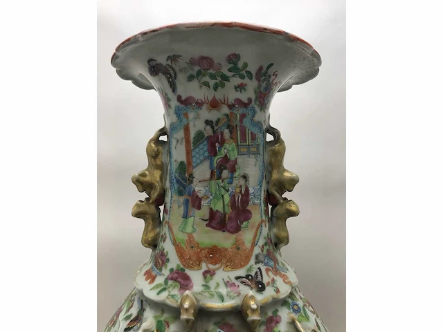 High quality decorated canton porcelain set. palace scenery. famille rose. 19th century. - afbeelding 22 van  77