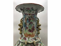 High quality decorated canton porcelain set. palace scenery. famille rose. 19th century. - afbeelding 22 van  77