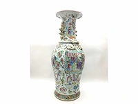 High quality decorated canton porcelain set. palace scenery. famille rose. 19th century. - afbeelding 23 van  77