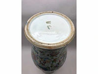 High quality decorated canton porcelain set. palace scenery. famille rose. 19th century. - afbeelding 36 van  77