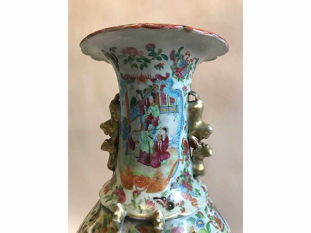 High quality decorated canton porcelain set. palace scenery. famille rose. 19th century. - afbeelding 43 van  77