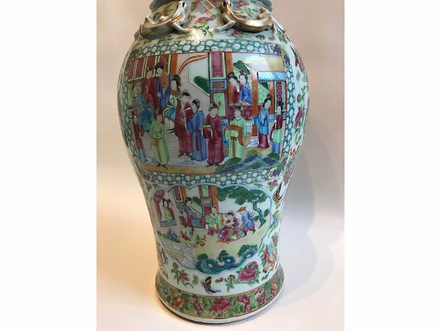 High quality decorated canton porcelain set. palace scenery. famille rose. 19th century. - afbeelding 55 van  77