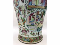 High quality decorated canton porcelain set. palace scenery. famille rose. 19th century. - afbeelding 45 van  77