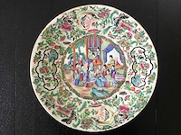 High quality decorated canton porcelain set. palace scenery. famille rose. 19th century. - afbeelding 59 van  77