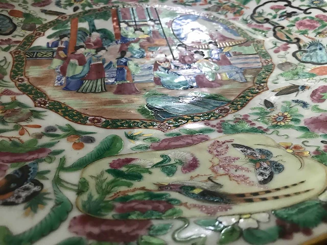 High quality decorated canton porcelain set. palace scenery. famille rose. 19th century. - afbeelding 66 van  77