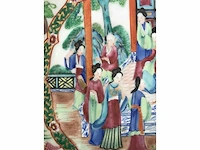 High quality decorated canton porcelain set. palace scenery. famille rose. 19th century. - afbeelding 71 van  77