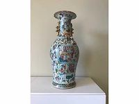 High quality decorated canton porcelain set. palace scenery. famille rose. 19th century. - afbeelding 74 van  77