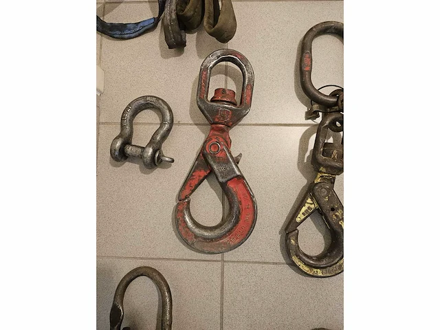 Hijsband en ketting - afbeelding 3 van  20