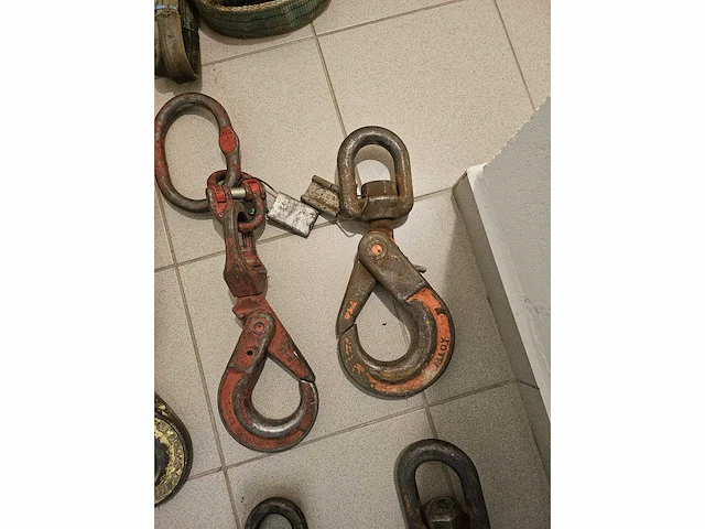 Hijsband en ketting - afbeelding 7 van  20