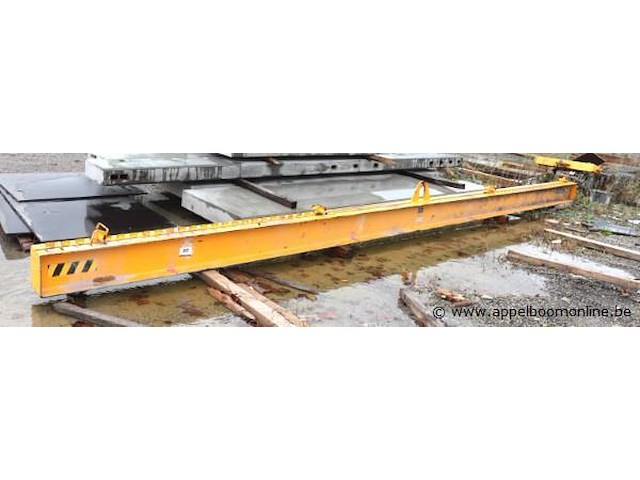 Hijsjuk adilift cap 4500kg, bj 2014, plus kleine dito - afbeelding 1 van  4