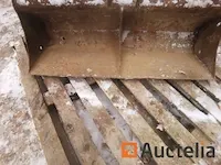 Hijskraan bucket breedte 1000 mm spindles 30 mm goed staat - afbeelding 2 van  6