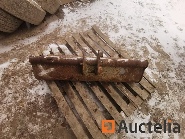 Hijskraan bucket breedte 1000 mm spindles 30 mm goed staat - afbeelding 6 van  6
