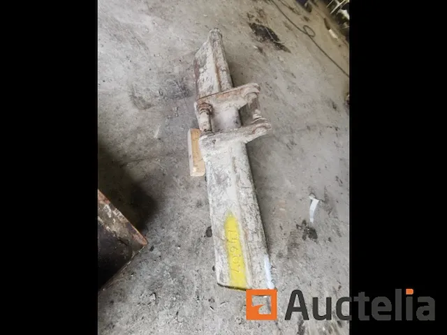 Hijskraan emmer breedte 1150 mm assen 35 mm - afbeelding 2 van  4