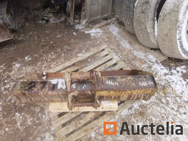 Hijskraan emmer breedte 1300mm 45mm assen goede staat - afbeelding 5 van  6
