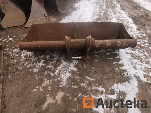 Hijskraan emmer breedte 1500mm 45mm assen goede staat - afbeelding 4 van  5