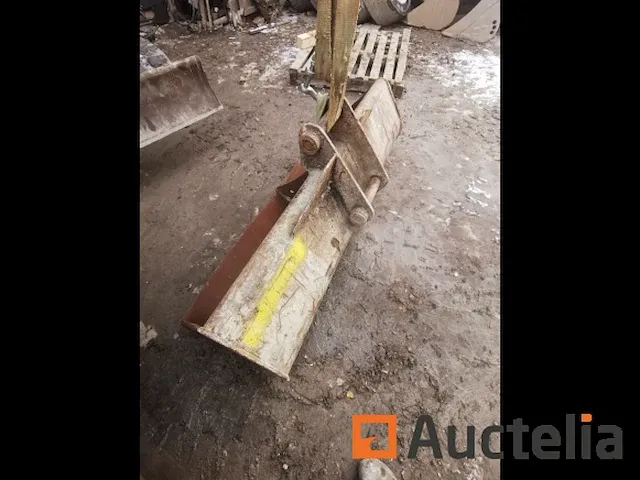 Hijskraan emmer breedte 1500mm 50mm assen goed staat - afbeelding 2 van  6